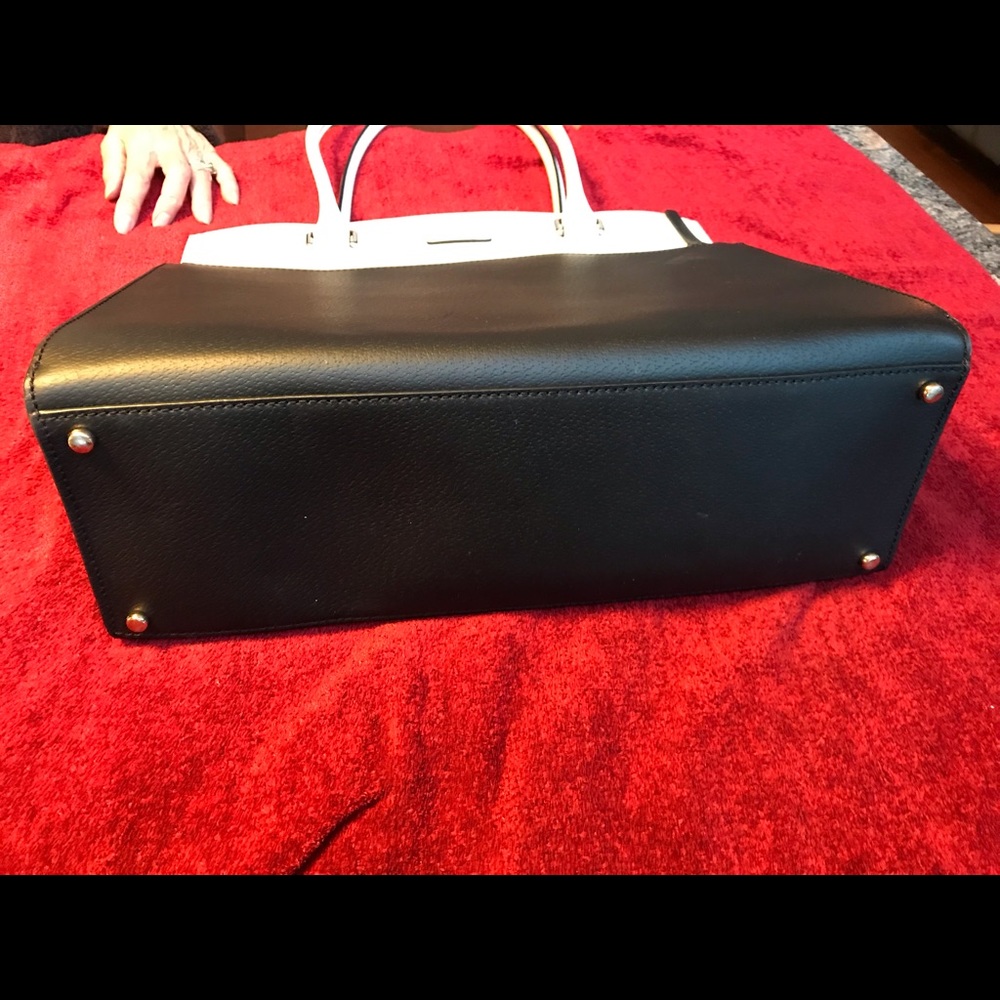 Kate Spade bag. - Picture 4 of 7